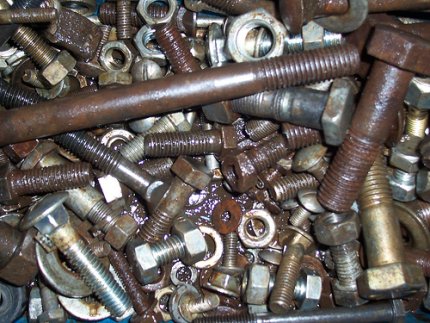 nutsbolts.jpg